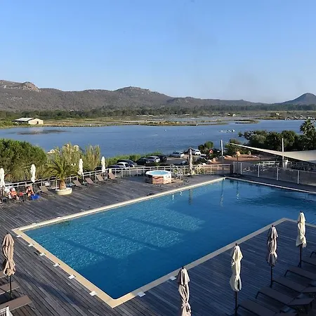 Costa Salina 호텔 4*