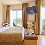 Costa Salina מלון