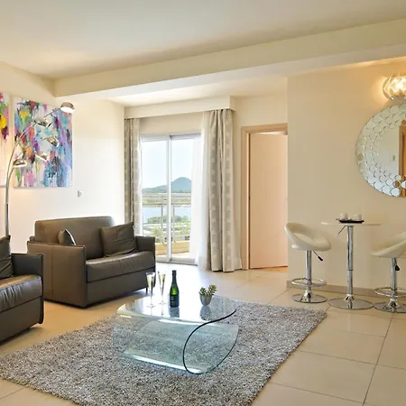 Costa Salina Otel 4*