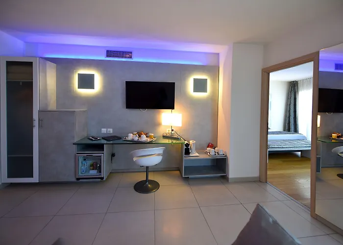 コスタ サリナ ホテル